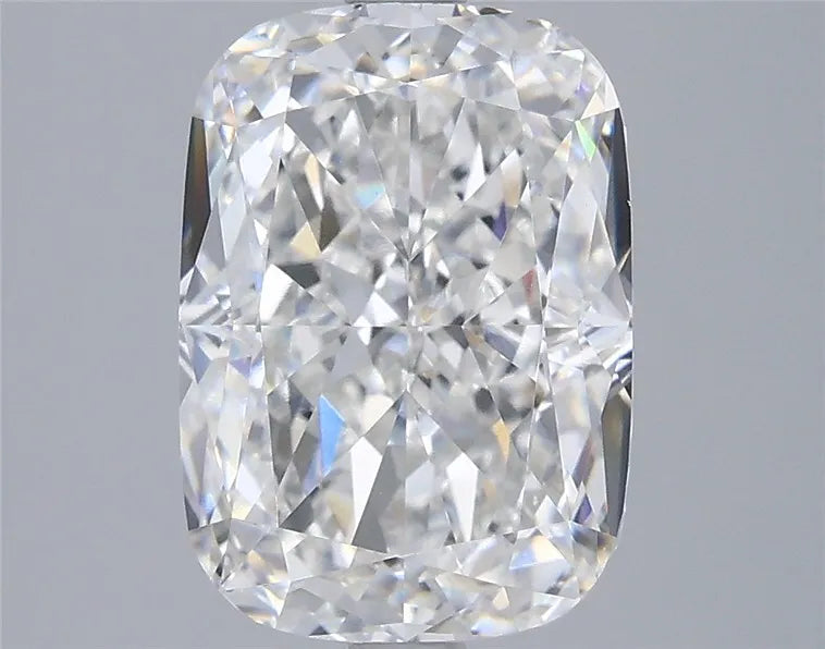 4.00ct Cushion modified Lab Grown Diamond (Colour F, Clarity VVS2, IGI Certified)