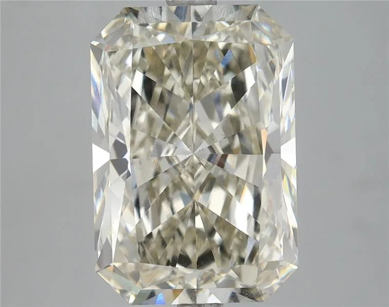 5.67ct Radiant Lab Grown Diamond (Colour J, Clarity VS2, IGI Certified)