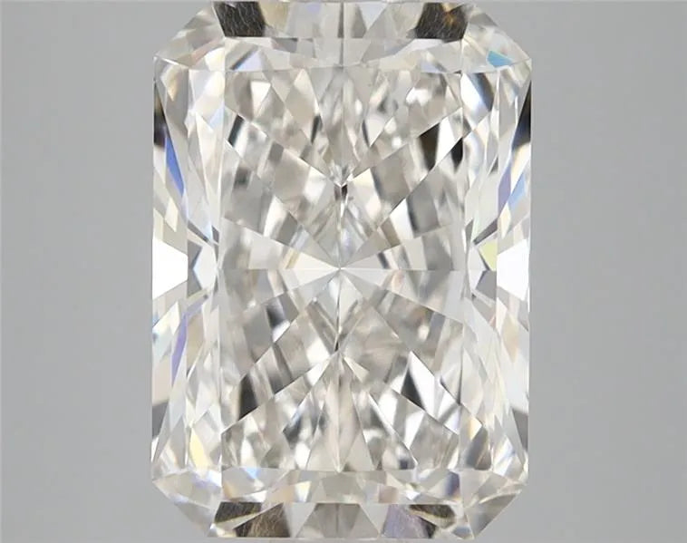 3.03ct Radiant Lab Grown Diamond (Colour G, Clarity VVS2, IGI Certified)