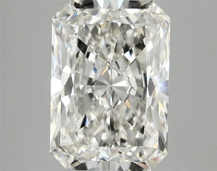 3.09ct Radiant Lab Grown Diamond (Colour G, Clarity VVS2, IGI Certified)