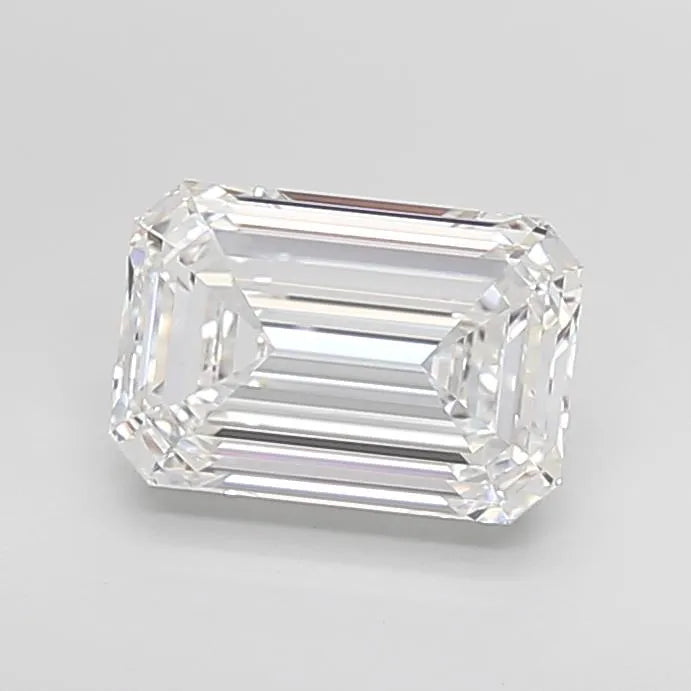 4.04ct Emerald Lab Grown Diamond (Colour D, Clarity VVS1, IGI Certified)